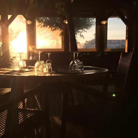 Logis De L'ocean 3* מולייטס-אה-מא