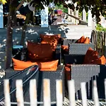 Hotel Logis De L'ocean 3*