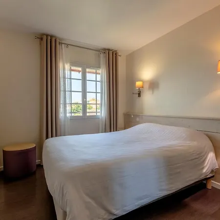 Logis De L'océan Hotel 3*