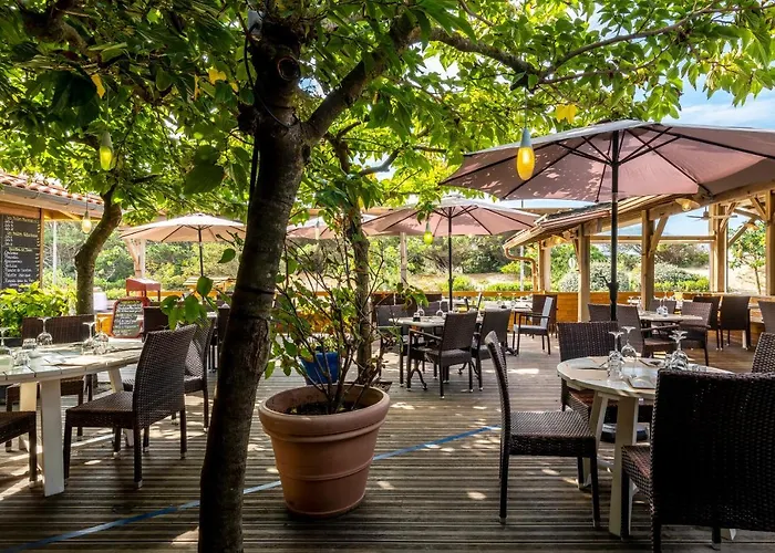 Logis De L'océan Hotel