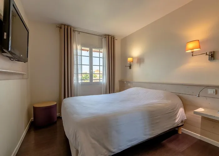 Logis De L'ocean 酒店 3*